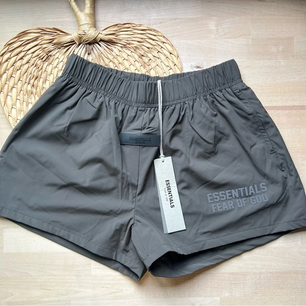 ESSENTIALS • SHORTS - Picture 1 of 5